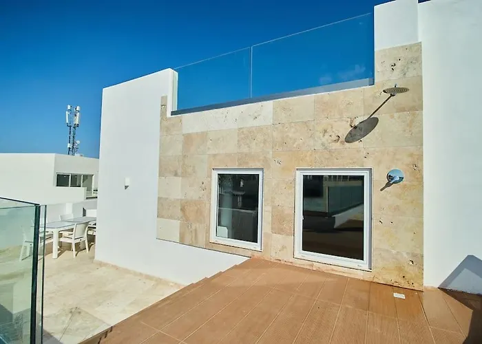 Luxury 2 Bedroom Penthouse - Pool - Close To Paceville * Saint Julian's