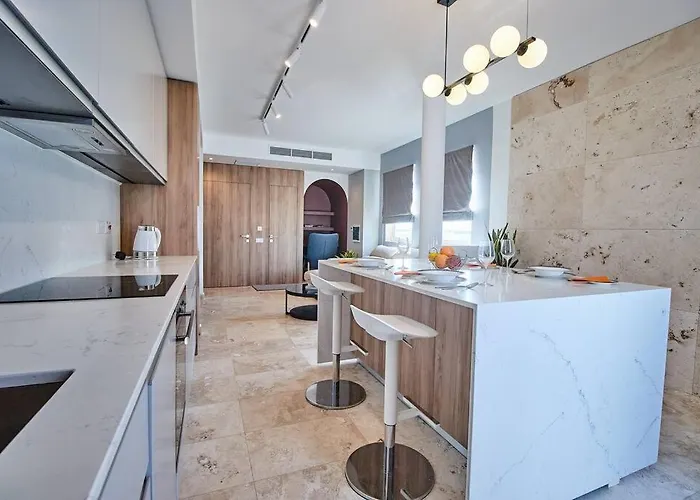 아파트 Luxury 2 Bedroom Penthouse - Pool - Close To Paceville