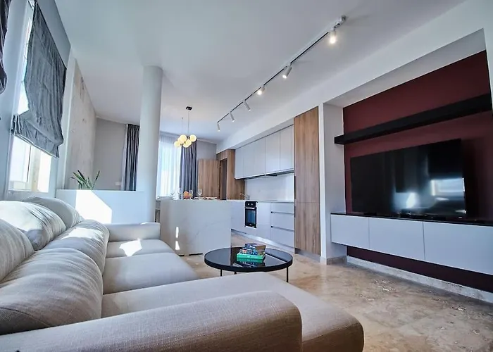 아파트 Luxury 2 Bedroom Penthouse - Pool - Close To Paceville *