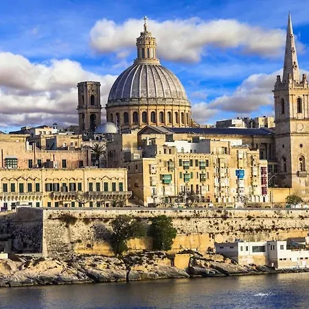 Luxury 2 Bedroom Penthouse - Pool - Close To Paceville Appartement San Ġiljan