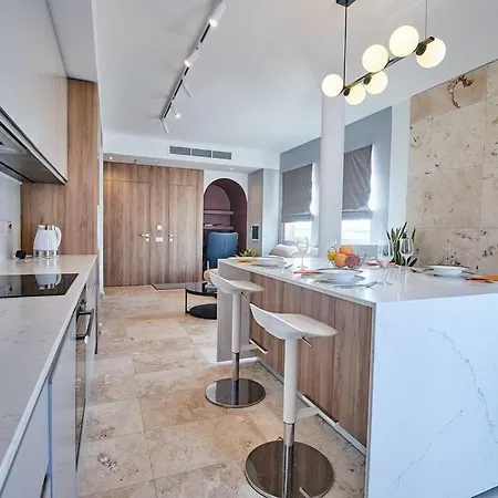 Apartment Luxury 2 Bedroom Penthouse - Pool - Close To Paceville