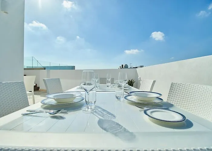 アパート Luxury 2 Bedroom Penthouse - Pool - Close To Paceville Saint Julian's