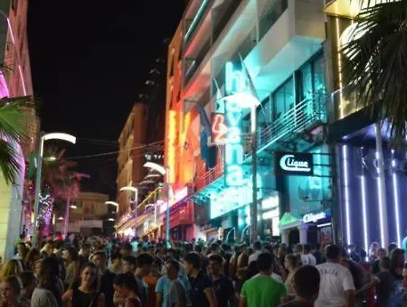 Apartamento Luxury 2 Bedroom Penthouse - Pool - Close To Paceville San Julián